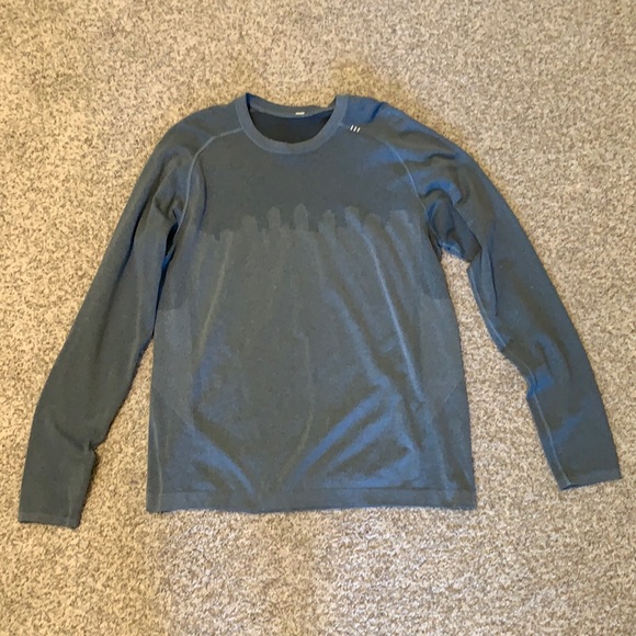 lululemon athletica Other - Men’s Lululemon Metal Vent L/S shirt